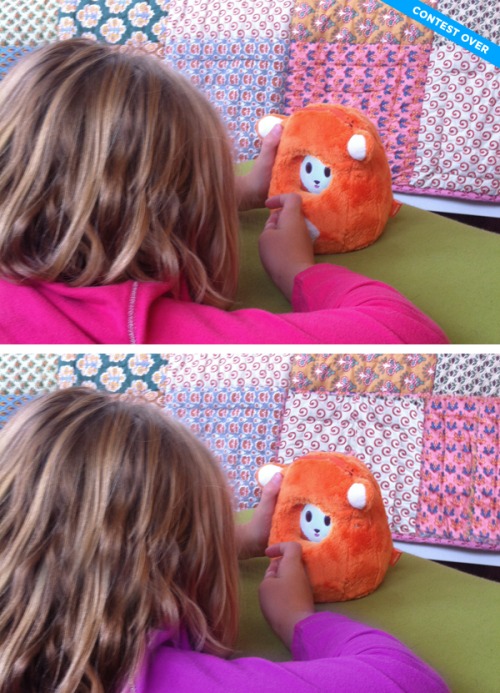 Find the 5 things that are different in this photo hunt and email the answers to contests [at] ubooly.com! By emailing you will be entered into the contest and a random winner will be selected. The winner will be mailed a very special prize.
Have a photo to share? Submit a photo of your kid playing with their Ubooly by posting it on Facebook! If your photo is selected for the next photo hunt I&#8217;ll send you an Ubooly t-shirt! 
Time to search!